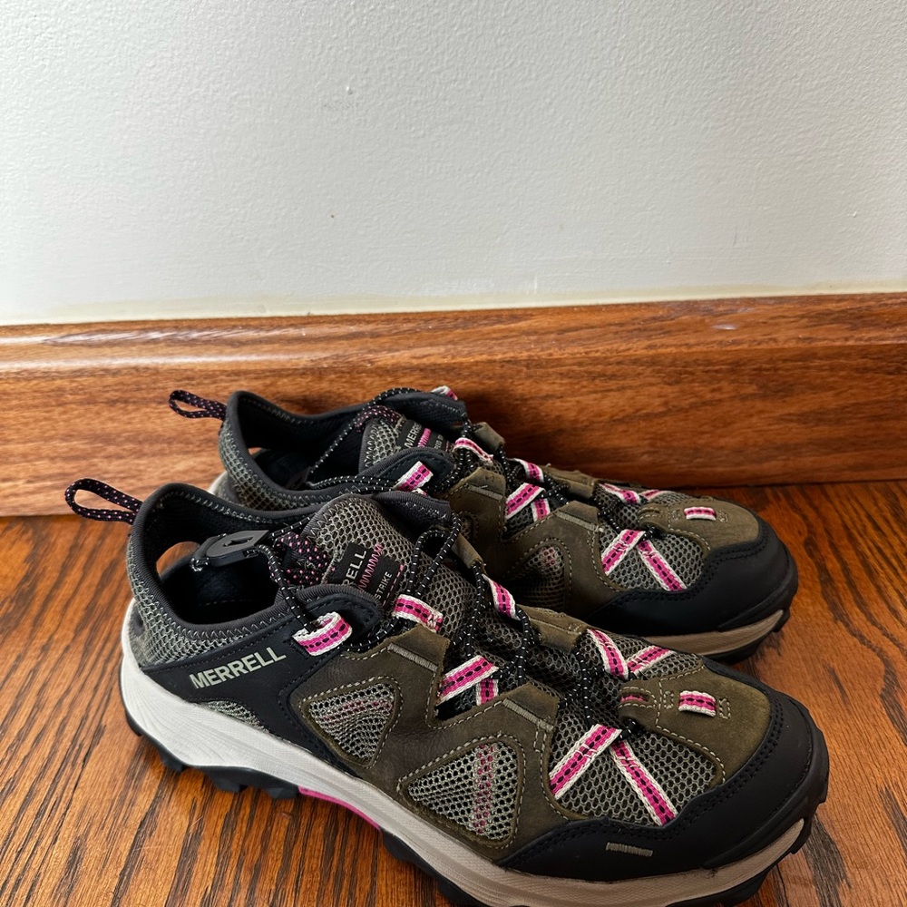 Merrell Olive and Pink Hiking Shoes Size Women’s 10 - Picture 5 of 7